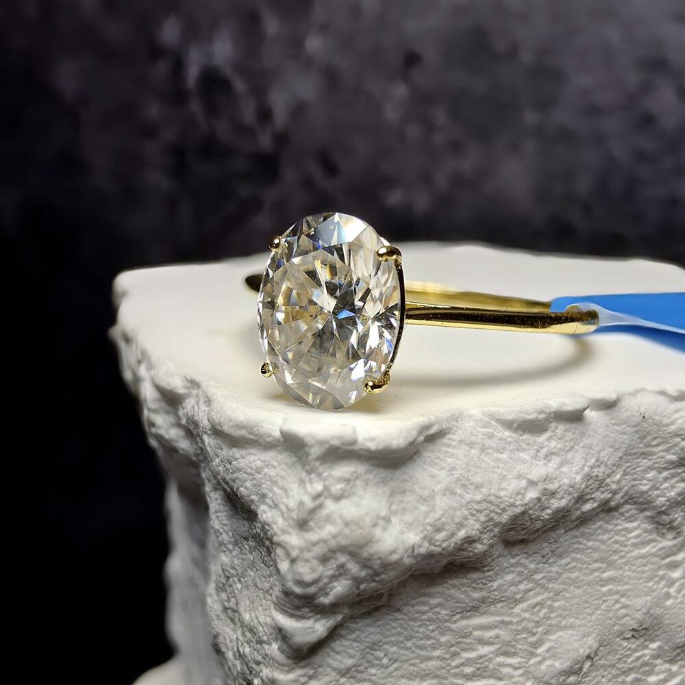 Size 8 1.5 CTW Oval Moissanite Solitaire Ring in Gold Plated Sterling Silver - Picture 2 of 10
